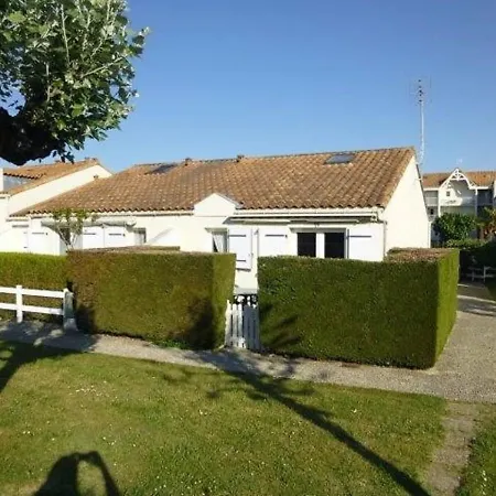 Appartement Vaux-Sur-Mer, 2 Pieces, 4 Personnes - Fr-1-305A-48 Appartement
